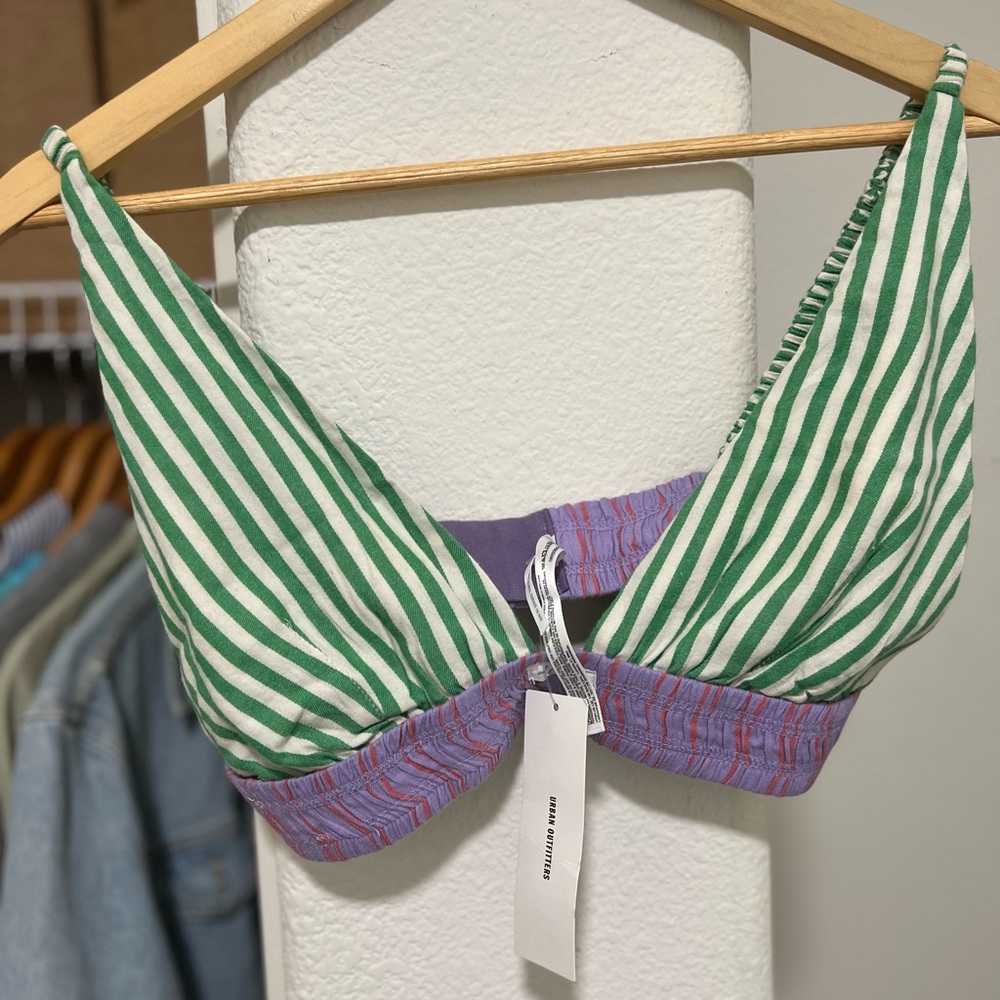 OUT FROM UNDER Boxer Triangle Bralette - Picture 3 of 9